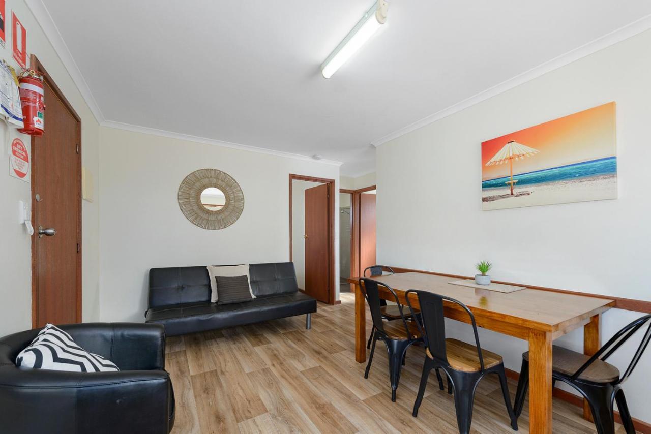 Moonta Bay Accommodation Port Moonta Esterno foto