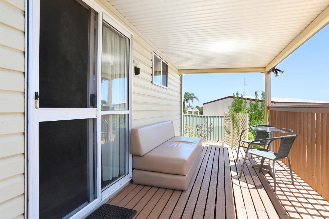 Moonta Bay Accommodation Port Moonta Esterno foto