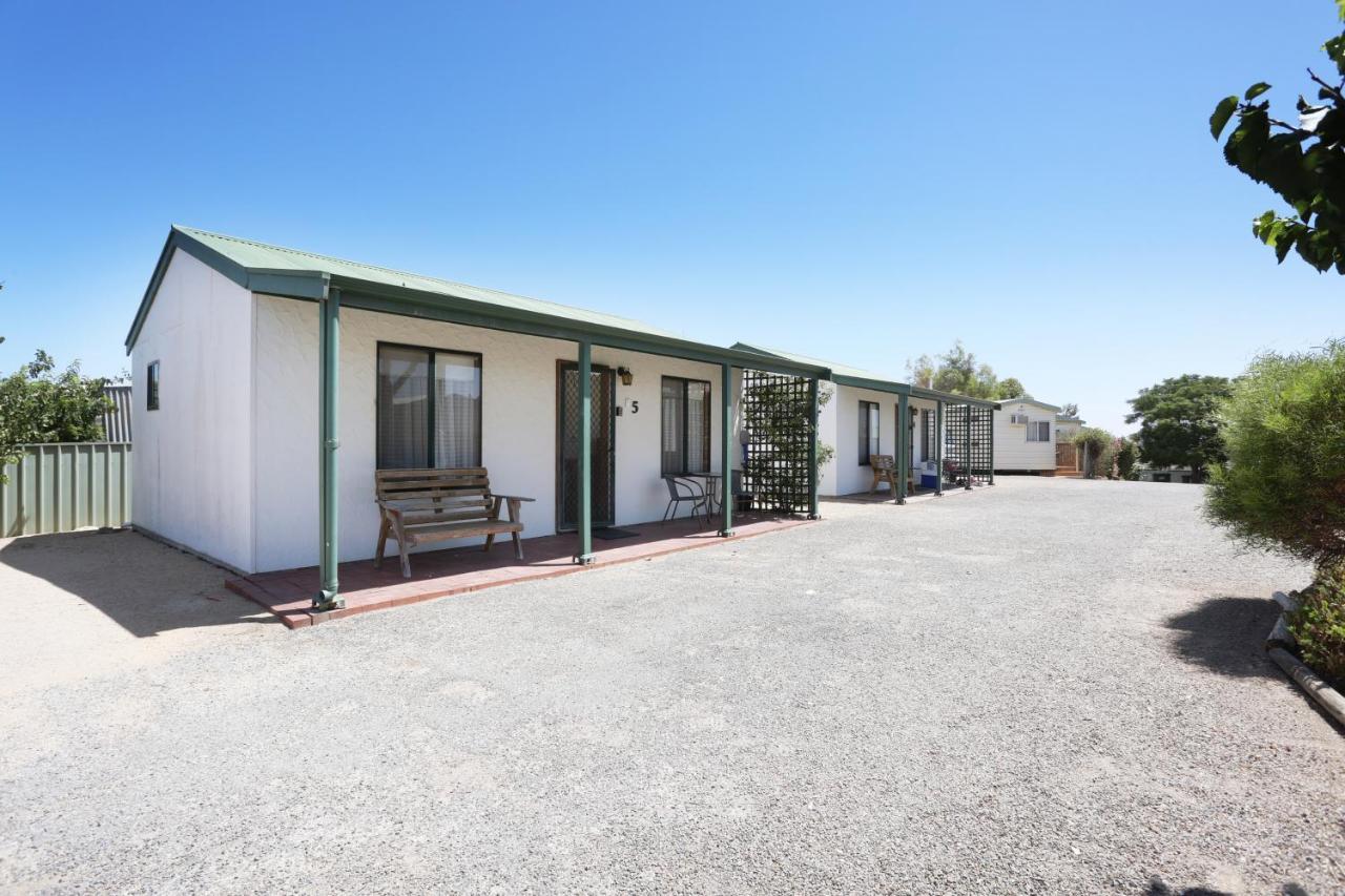 Moonta Bay Accommodation Port Moonta Esterno foto