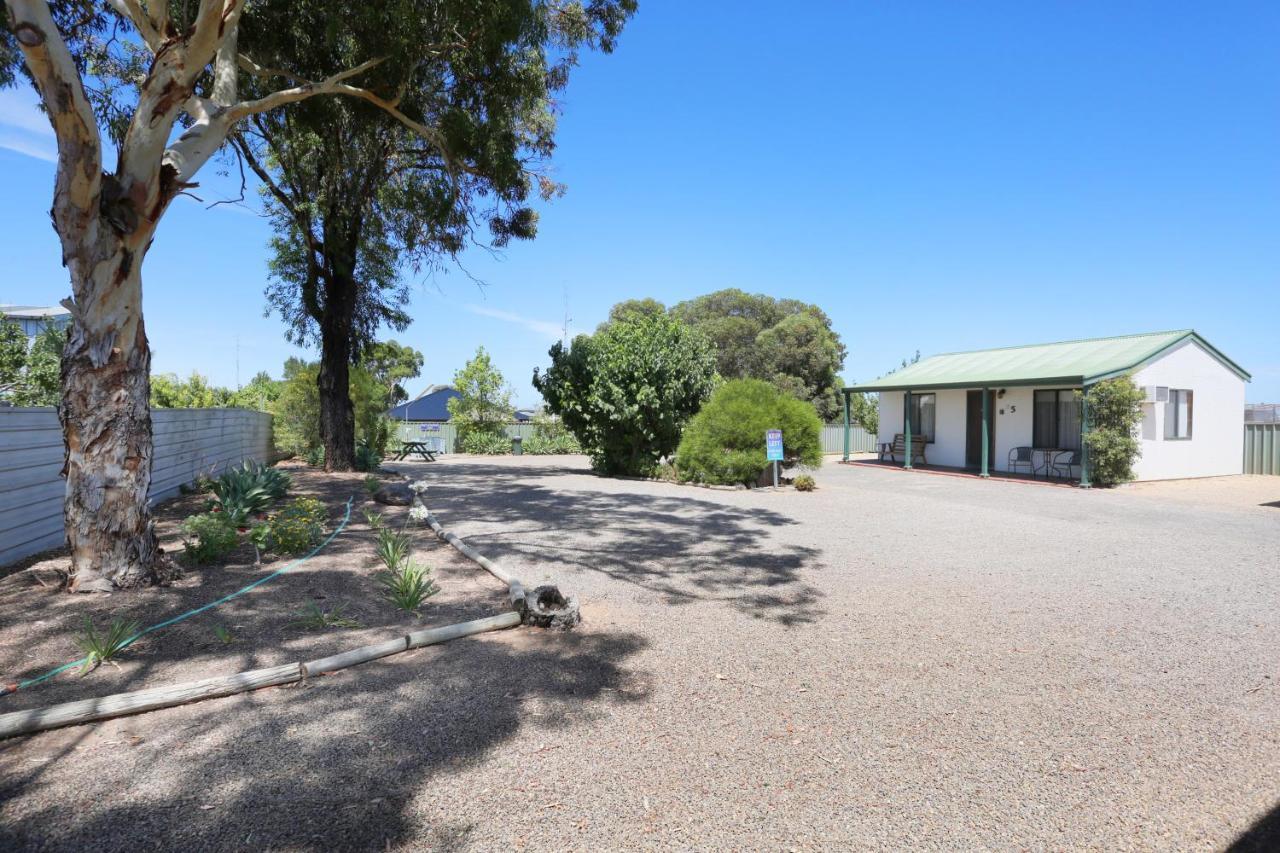 Moonta Bay Accommodation Port Moonta Esterno foto