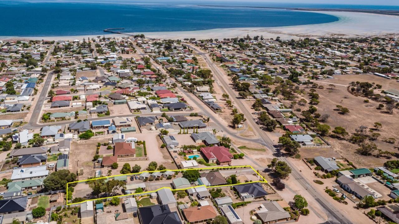 Moonta Bay Accommodation Port Moonta Esterno foto